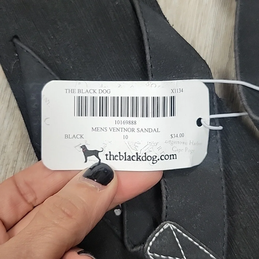 The Black Dog Size 10 Black Flip Flop Sandals NWT
